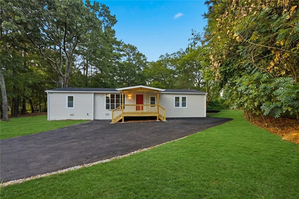 1077 New Hope Road