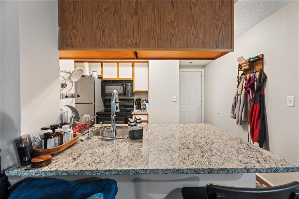 795 HAMMOND Drive 505