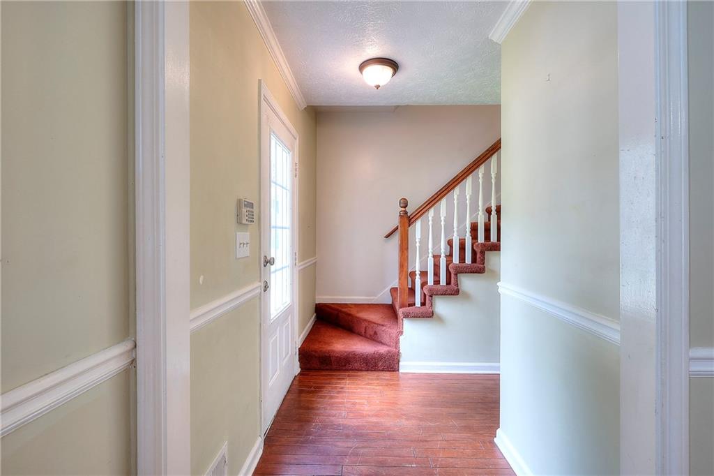 2983 TROTTERS VIEW Way
