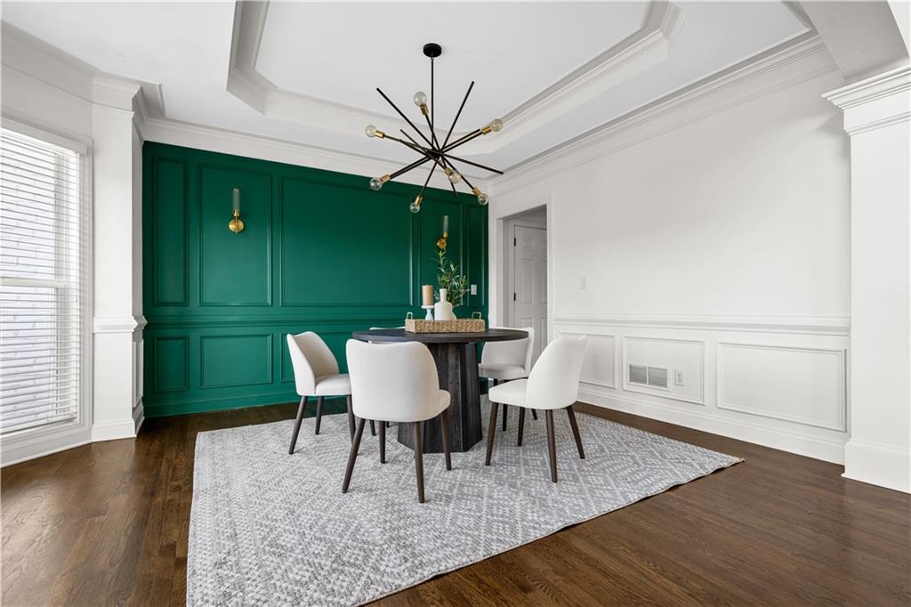 3713 Lake Edge Drive