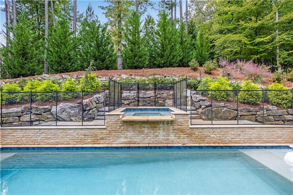 Overlook at Litchfield - Residential