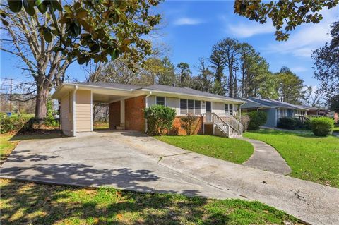 Homes For Sale - 256 Silver Springs Circle<br/> Atlanta, GA 30310