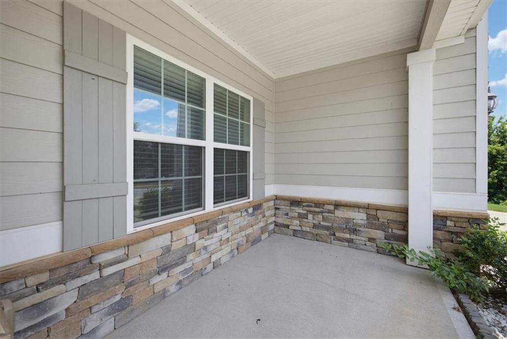 15 Hughston Walk