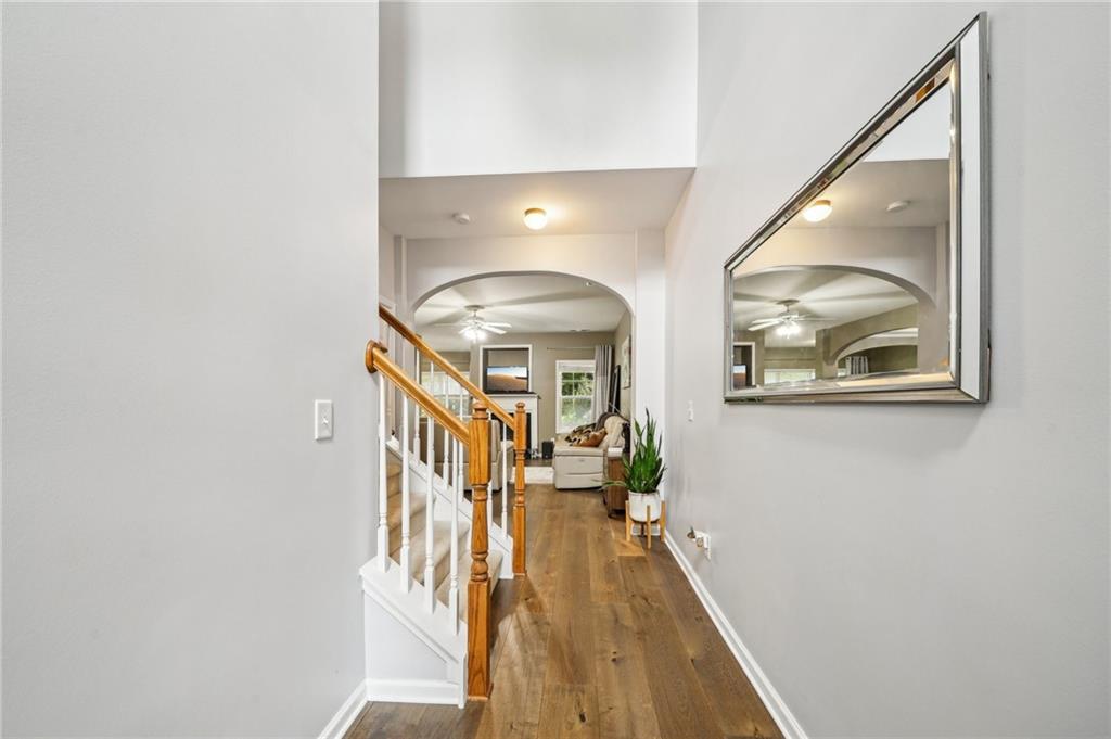 2910 Cross Creek Drive, Cumming, Georgia image 3