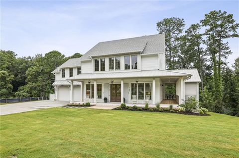 Photo of 145 Grayton Lane, Roswell, GA 30075 (MLS # 7615082)