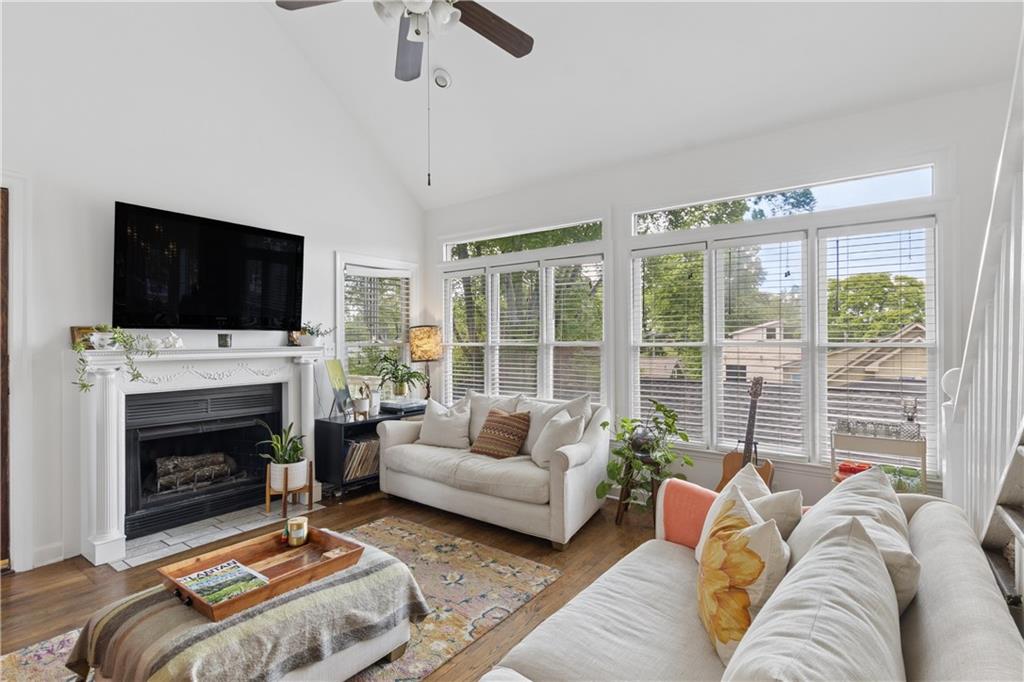 772 Barnett Street NE