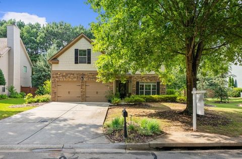 Homes For Sale - 3920 Hunters Walk Way<br/> Cumming, GA 30028