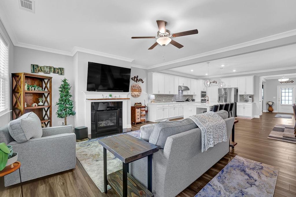 5038 Watchmans Cove