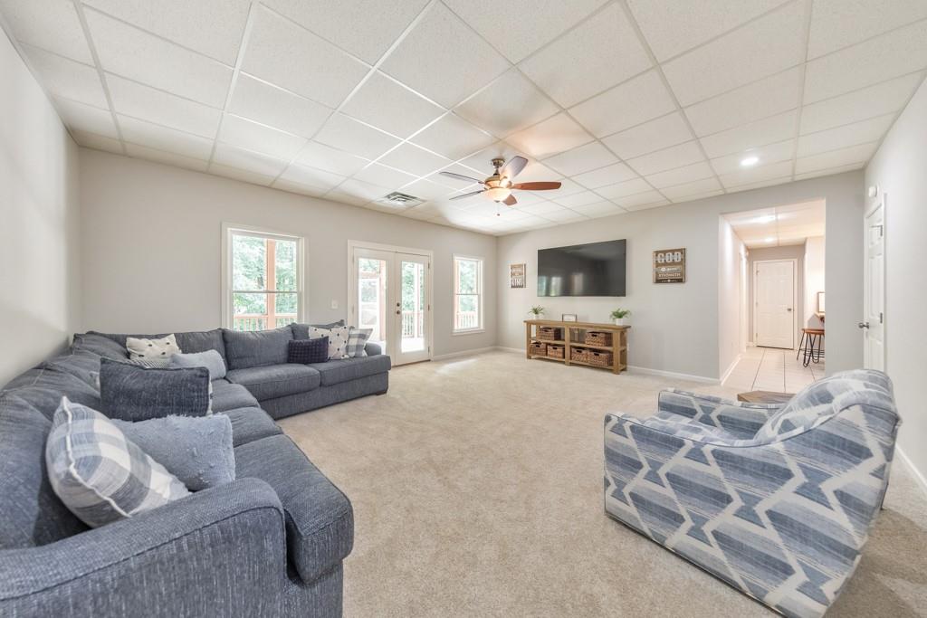 4621 Chartwell Chase Court, Flowery Branch, Georgia image 5