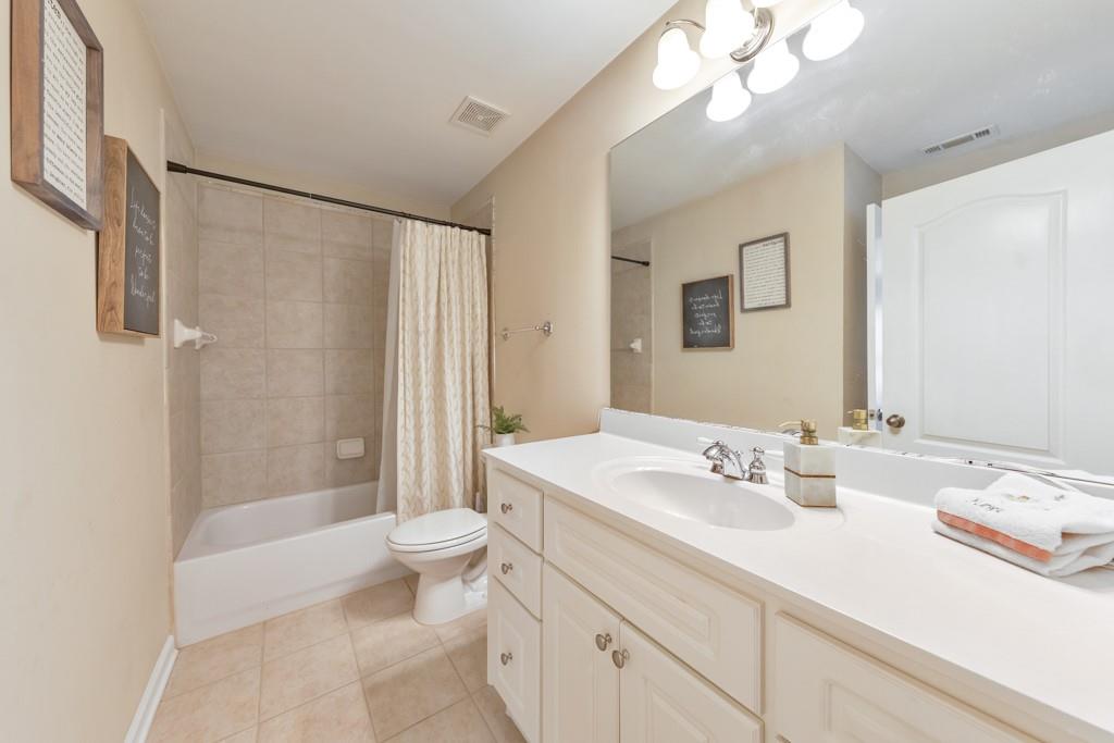 4621 Chartwell Chase Court, Flowery Branch, Georgia image 38