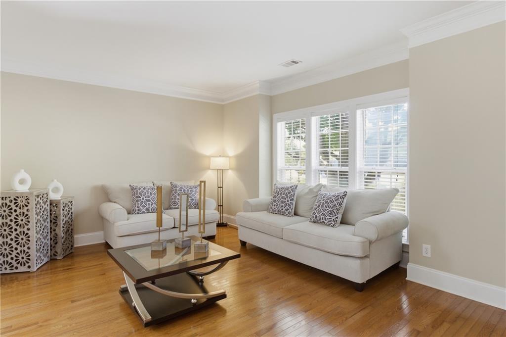 2572 Carnot Court