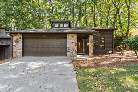 Photo of 130 Lakeview Ridge W, Roswell, GA 30076 (MLS # 7639437)