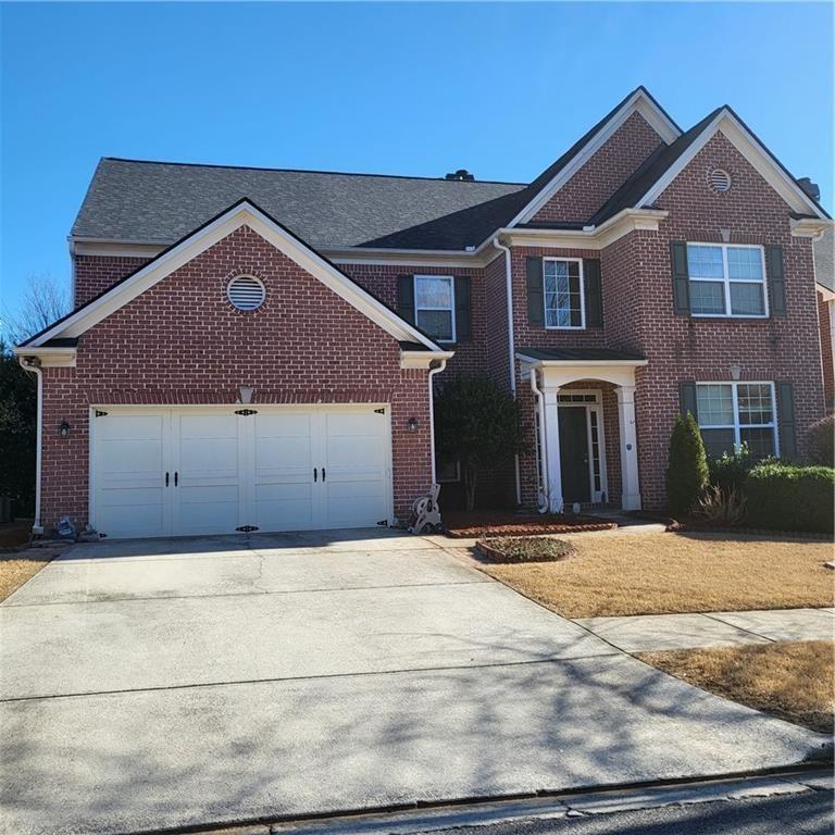 Welcome to this beautiful 5 bedrooms, 3 baths home in the highly desirable Belmont at Sugarloaf community. This home offers you open concept floor plan with bright natural light throughout the house. Hardwood floor throughout the main. As you enter the house you will see spacious living room, dining room and cozy family room with open views into the kitchen. Large gourmet kitchen with island, granite counters, breakfast bar. Second floor has spacious primary bedroom featuring his/hers vanities, soaking tub, separate shower, and oversized closet. All other rooms on 2nd floor also very spacious with walk in closets. Screen porch and wood deck offers you for entertain your love ones, you have space for barbeque and hang out place for friends and family. Location & Location! Easy and fast access to I_85, shopping malls, restaurants, parks, main groceries store, department stores and all schools are near by.