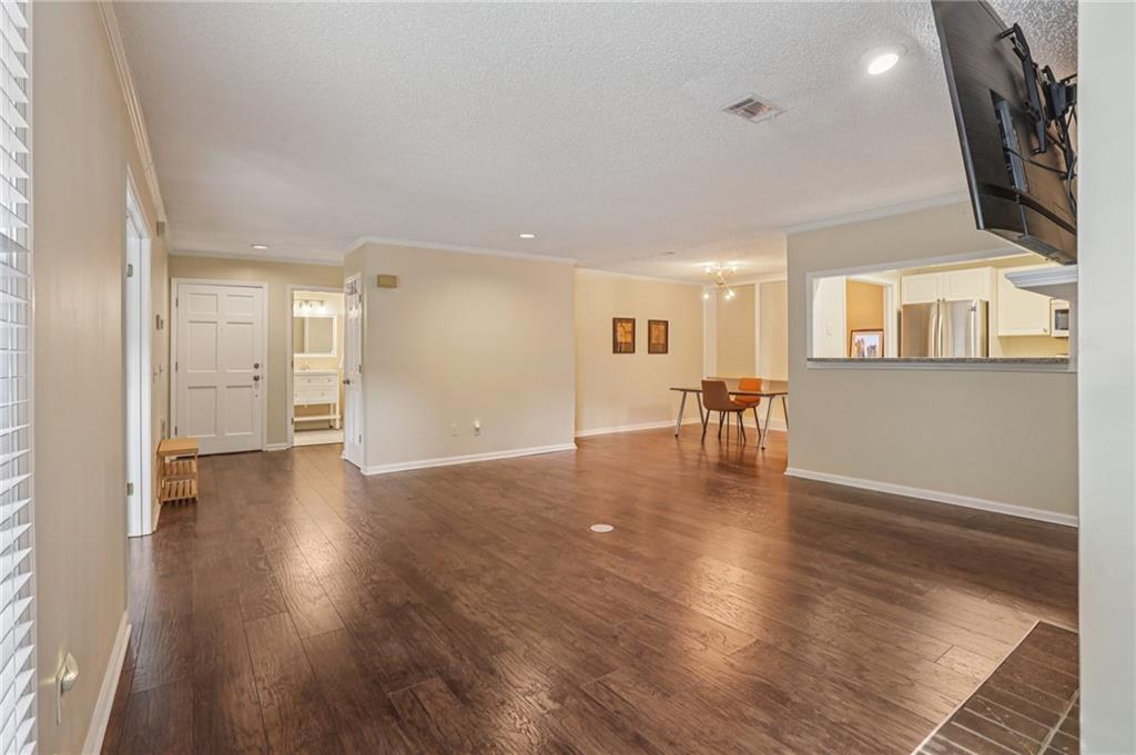 208 Bainbridge Drive