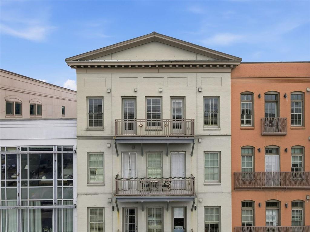 360 CHAMBERS Street 451