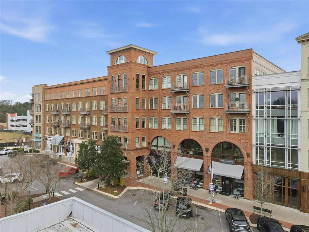 360 CHAMBERS Street 451