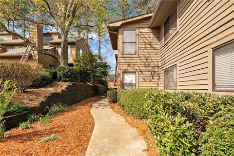Photo of 1701 Parkaire Crossing, Marietta, GA 30068 (MLS # 7751034)