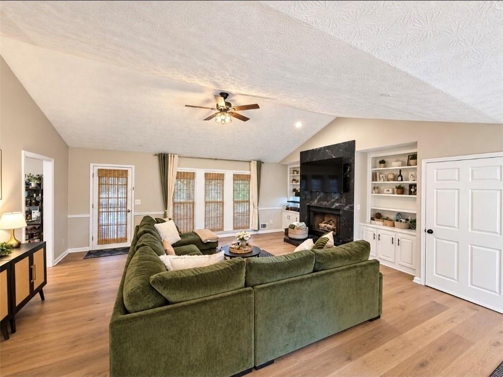 3731 Spring Leaf Lane