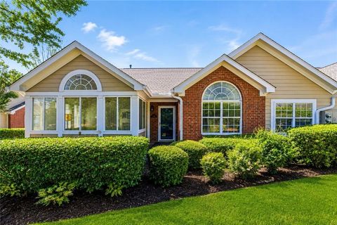 Condo For Sale - 176 Vintage Club Circle<br/> Marietta, GA 30066