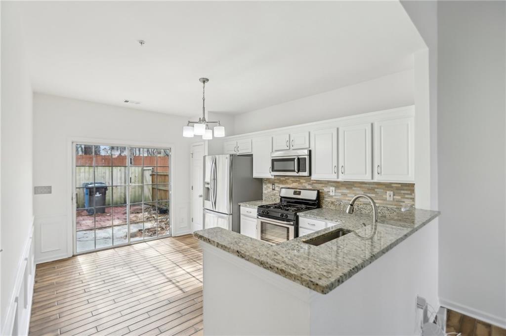 Windward Pointe - Residential