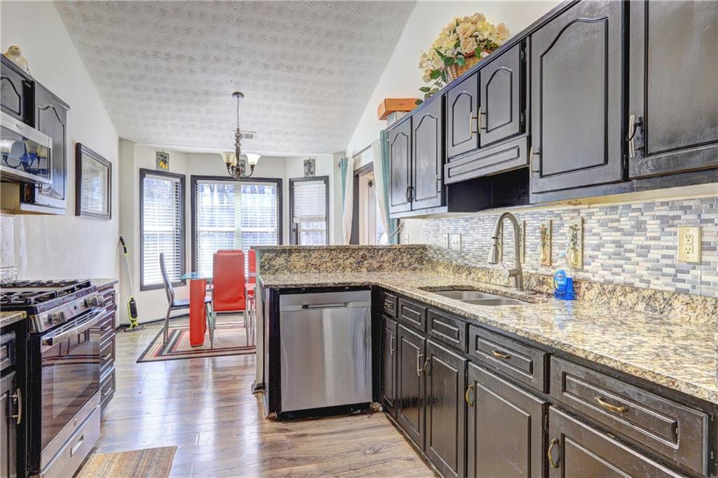 375 Tambec Trace, Lilburn, Georgia image 10