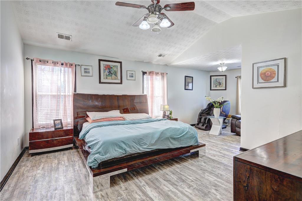 375 Tambec Trace, Lilburn, Georgia image 17