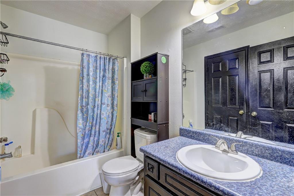 375 Tambec Trace, Lilburn, Georgia image 36