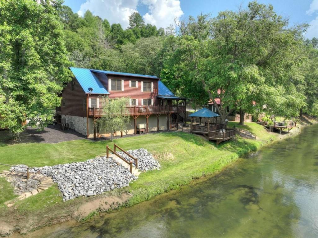 Fish Trap Point II - Residential