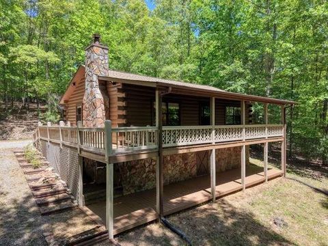 Homes For Sale - 315 Darby Lane<br/> Blairsville, GA 30512