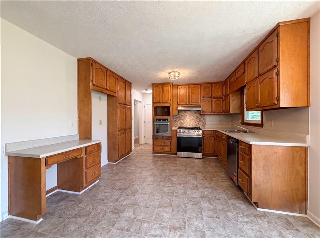 115 Briarwood Place