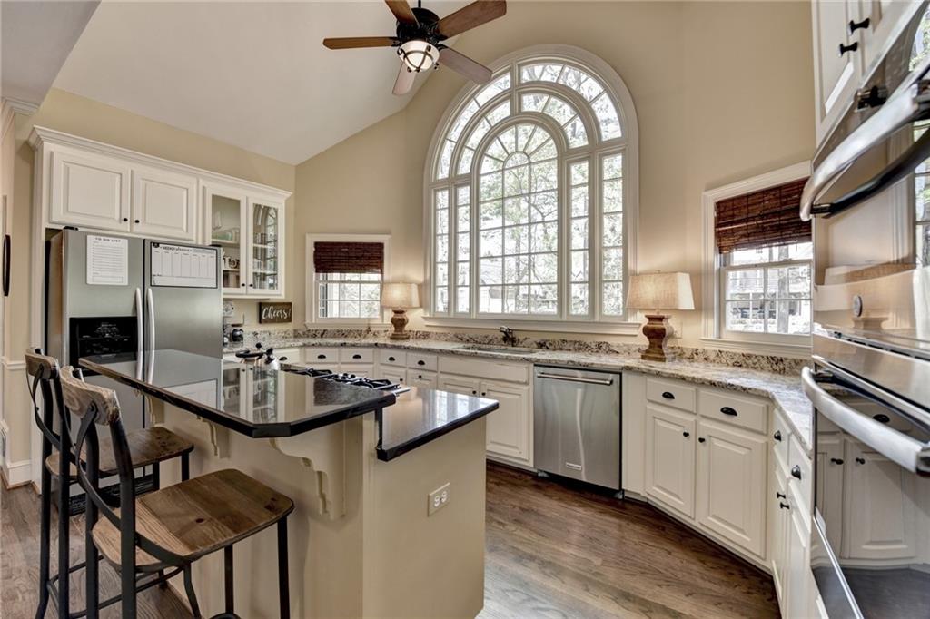 865 Mount Katahdin Trail, Johns Creek, Georgia image 17