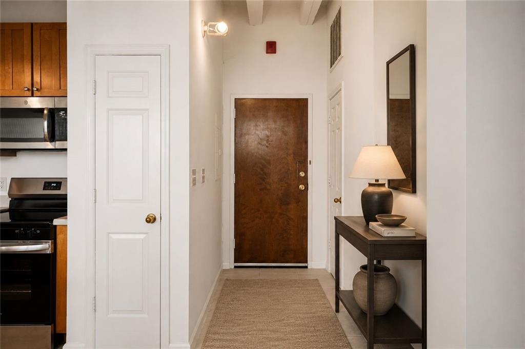 32 Peachtree Street NW 1306