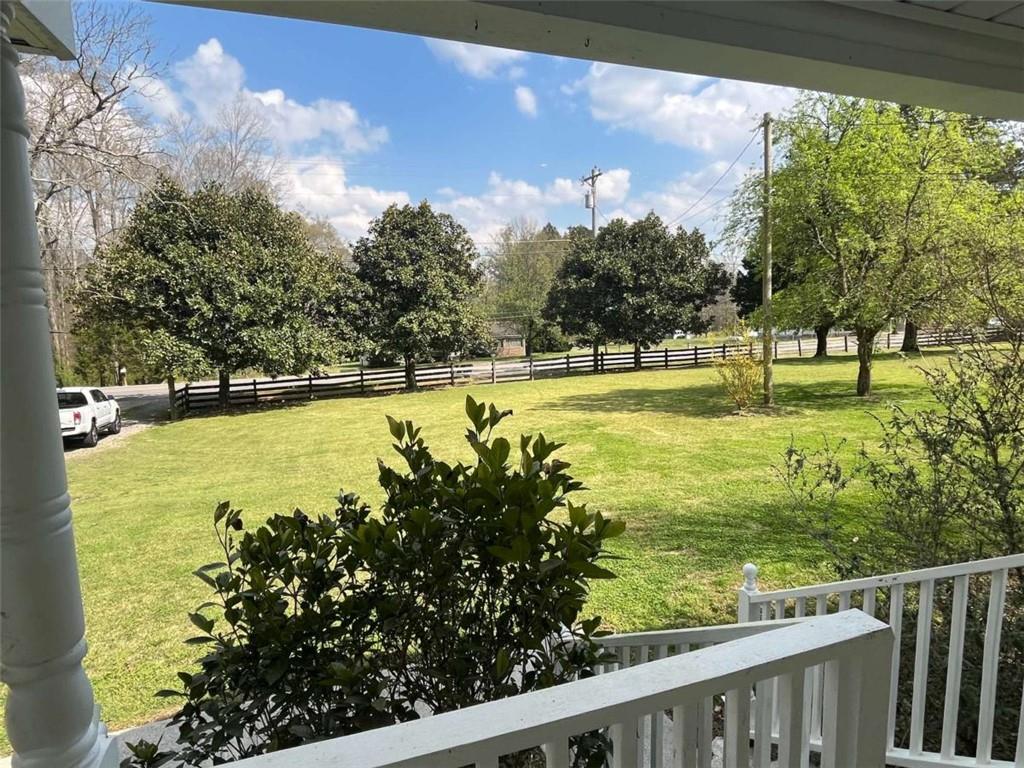 1725 NE Floyd Springs Road