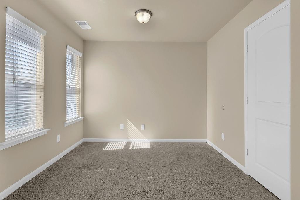 Blue Springs Commond TH - Residential