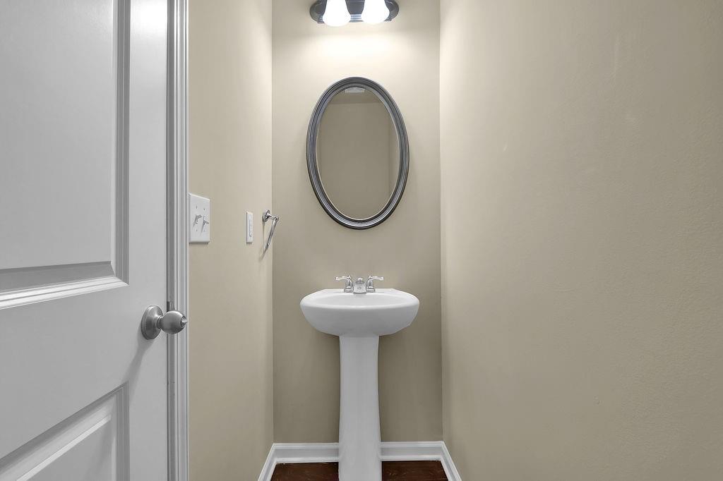 Blue Springs Commond TH - Residential