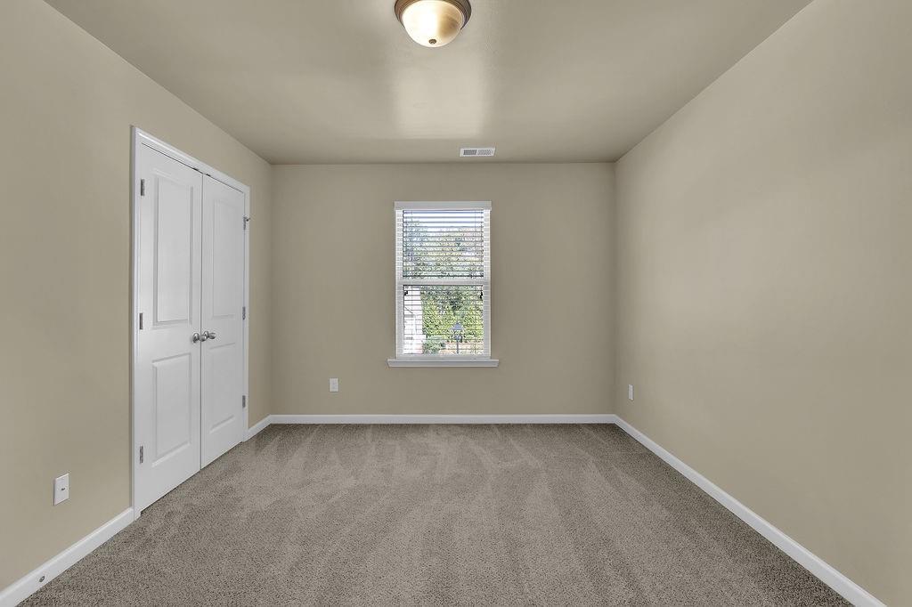 Blue Springs Commond TH - Residential