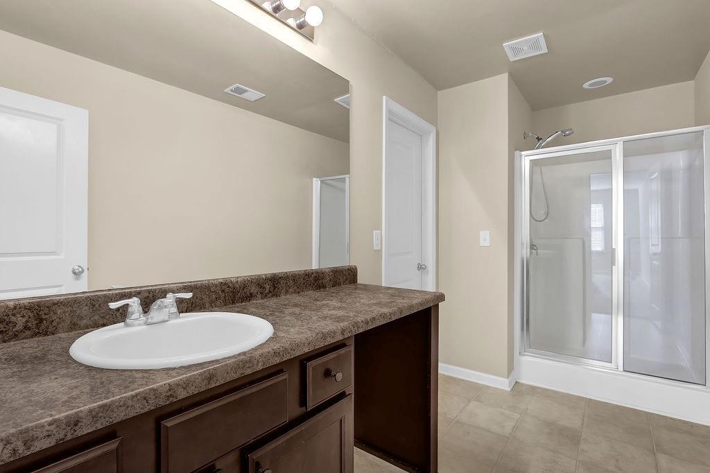Blue Springs Commond TH - Residential