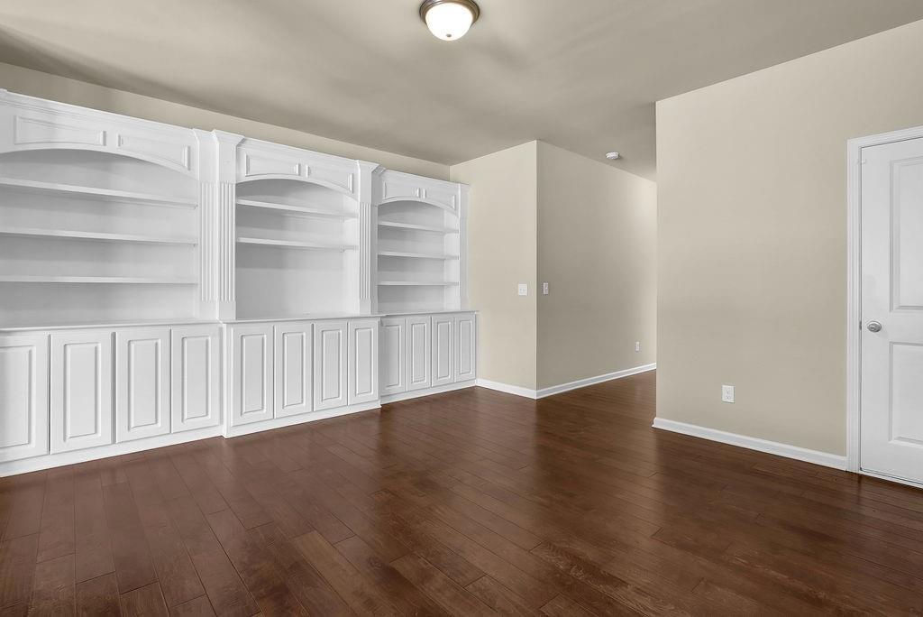 Blue Springs Commond TH - Residential