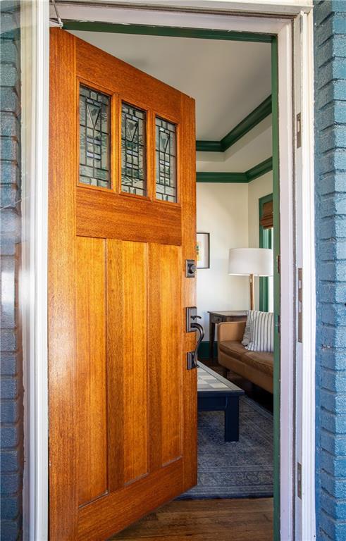 742 Pearce Street SW