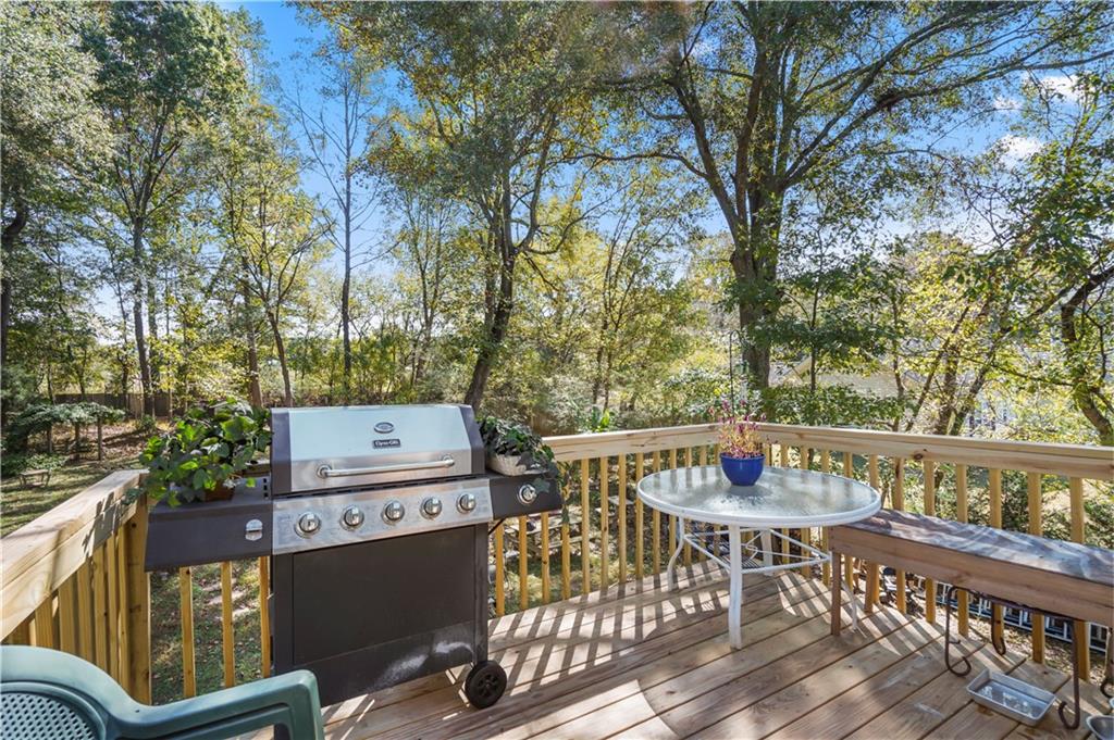 547 Hickeria Way