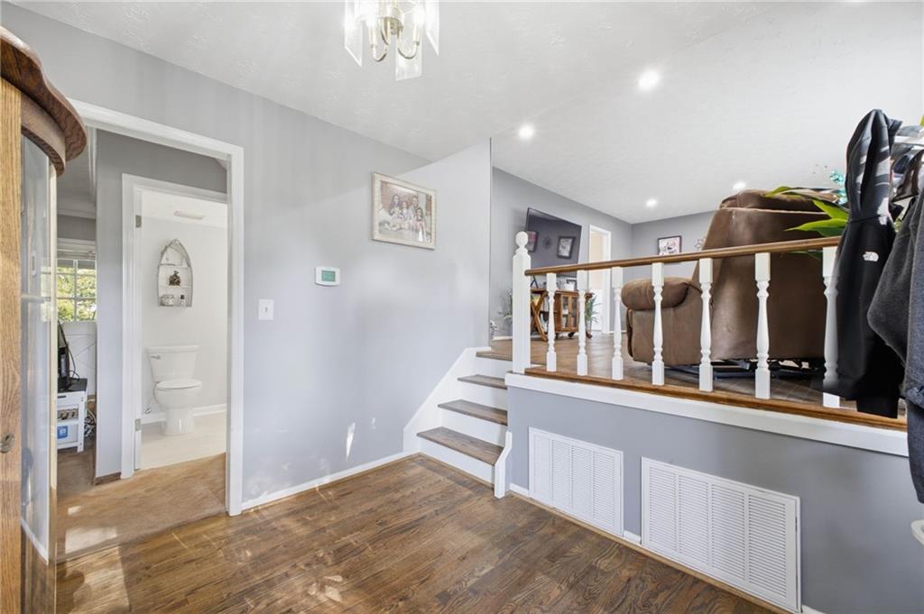 43 Ridgeview Drive