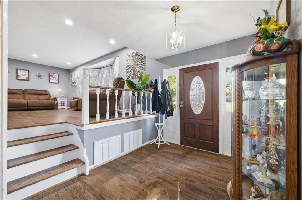 43 Ridgeview Drive