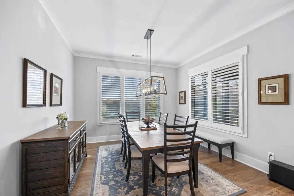 Toccoa, Georgia 30577, United States, 6 Bedrooms Bedrooms, ,5 BathroomsBathrooms,Residential,Pending,68698