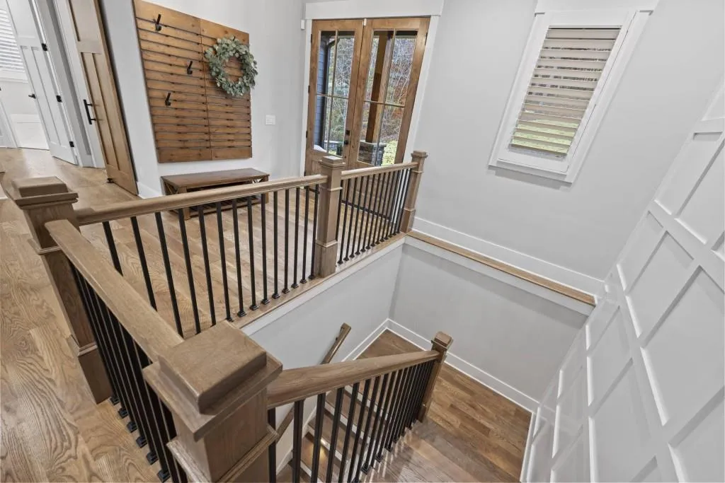 Toccoa, Georgia 30577, United States, 6 Bedrooms Bedrooms, ,5 BathroomsBathrooms,Residential,Pending,68698