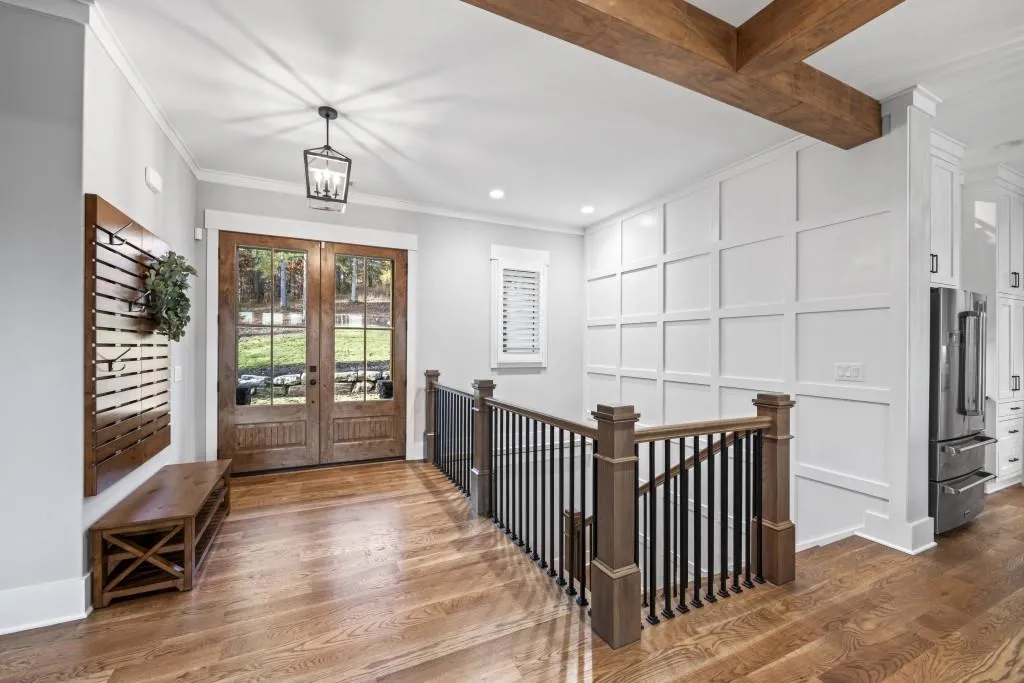 Toccoa, Georgia 30577, United States, 6 Bedrooms Bedrooms, ,5 BathroomsBathrooms,Residential,Pending,68698