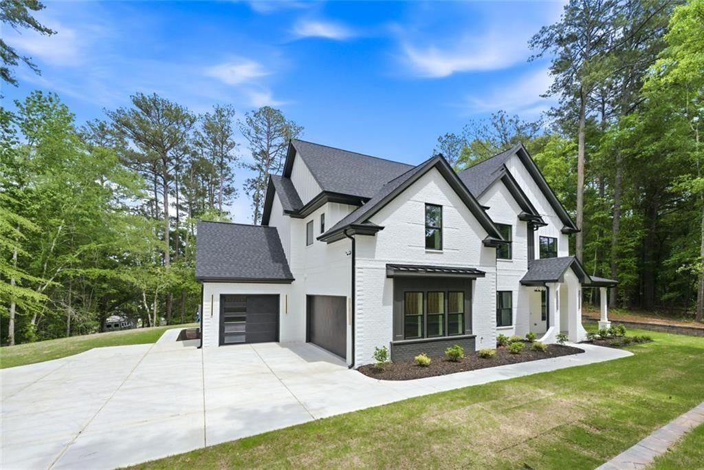 880 Bramlett Shoals Road