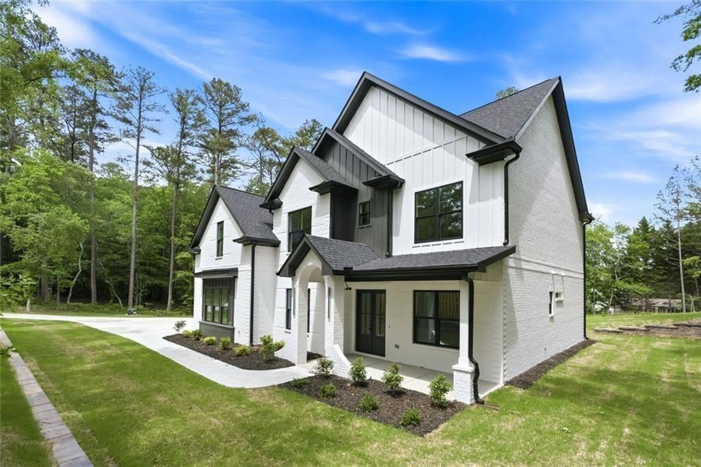 880 Bramlett Shoals Road