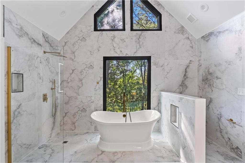 4978 Thornwood Cove NW