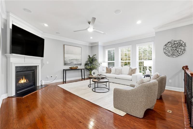 3655 E Paces Walk NE 3655