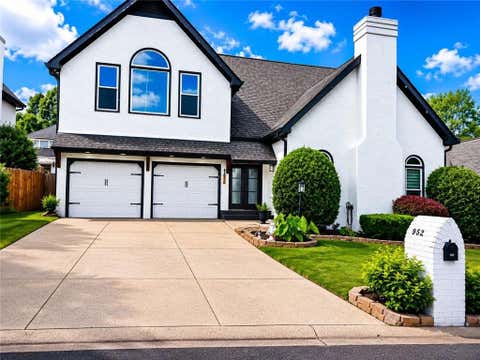 Homes For Rent - 952 Bridgegate Drive<br/> Marietta, GA 30068